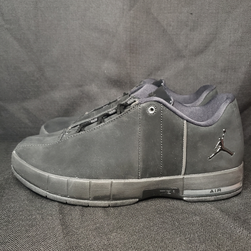 Jordan Team Elite 2 Low Tripple Black Sneakers